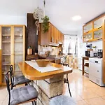Apartament Arenanegra *